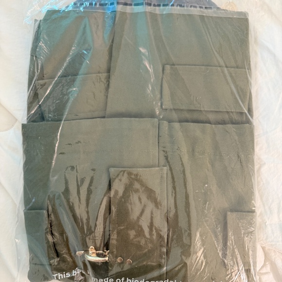 Hill House The Clarisse Jacket in Olive - Picture 3 of 3